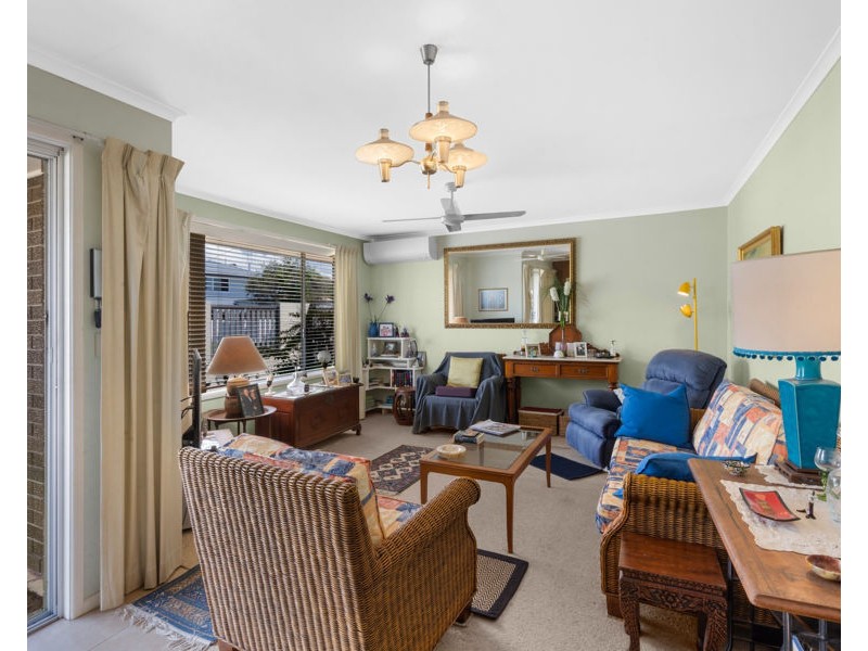 49 Denawen Street, Palm Beach QLD 4221