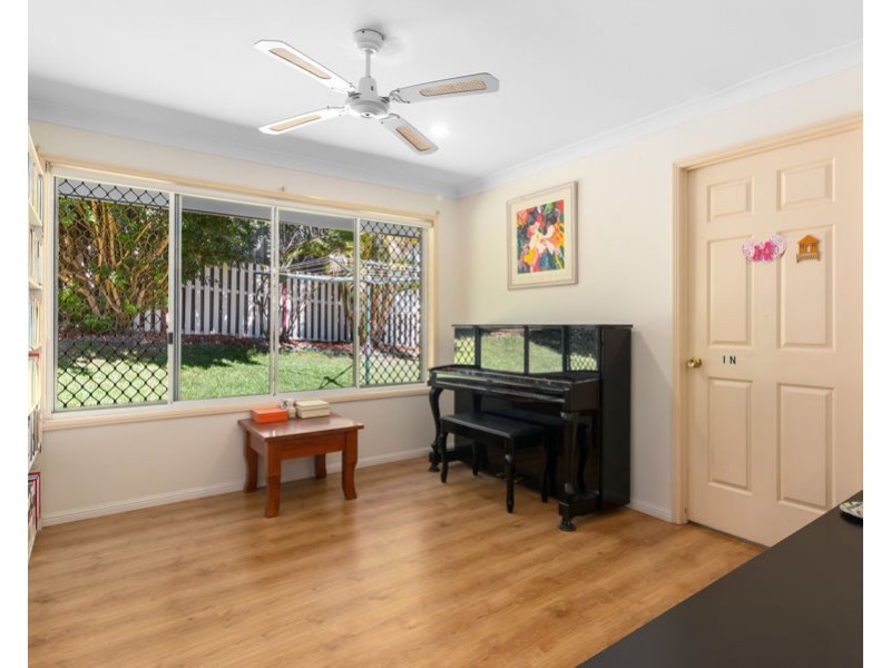 8 Stillwater Crescent, Robina QLD 4226