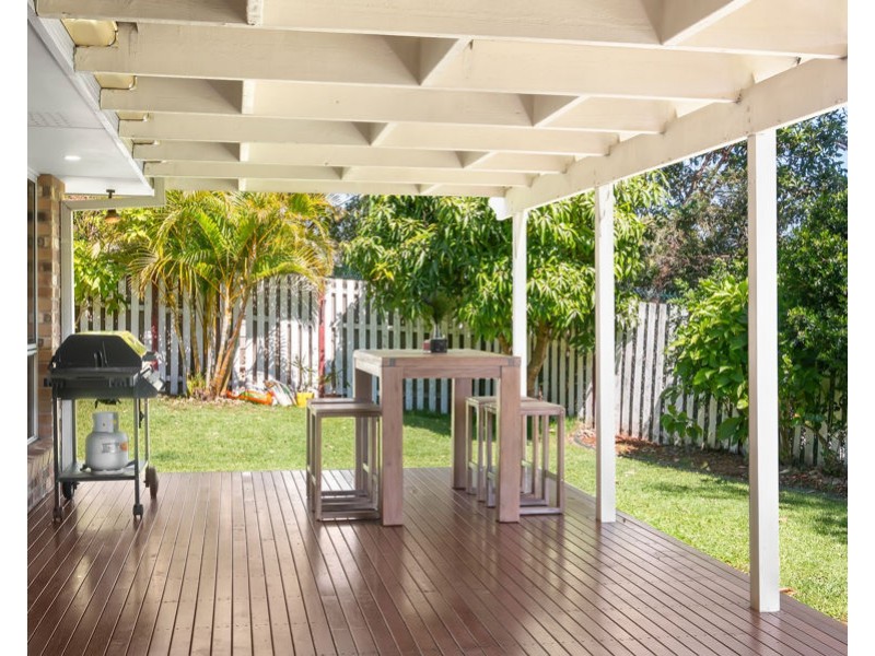 8 Stillwater Crescent, Robina QLD 4226
