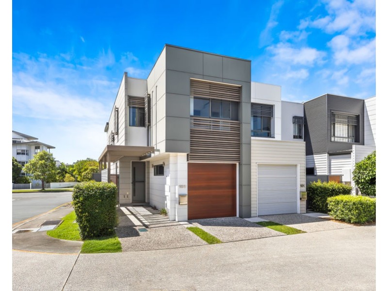 103/2 The Gardenway, Robina QLD 4226