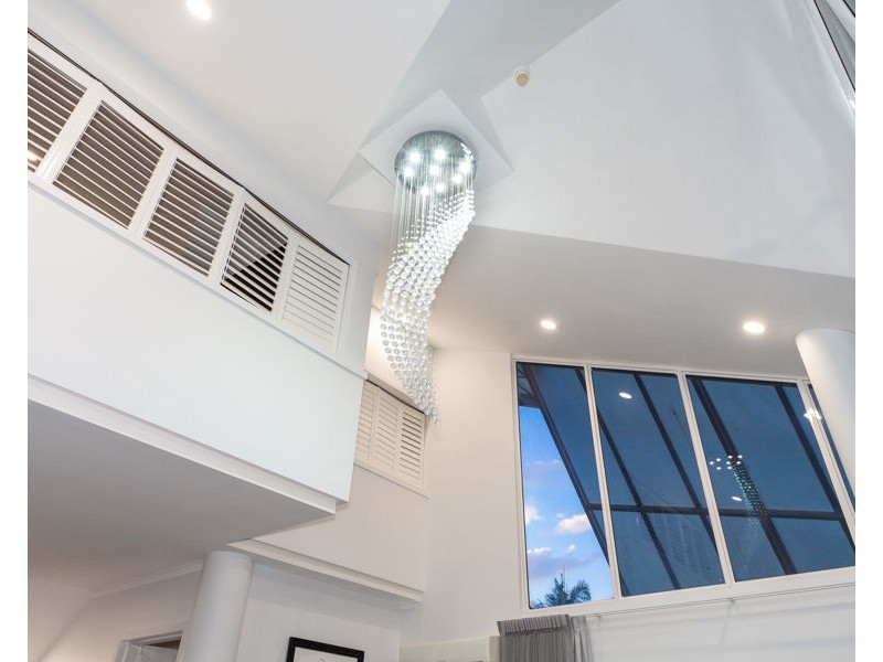 73/125 Santa Cruz Boulevard, Clear Island Waters QLD 4226