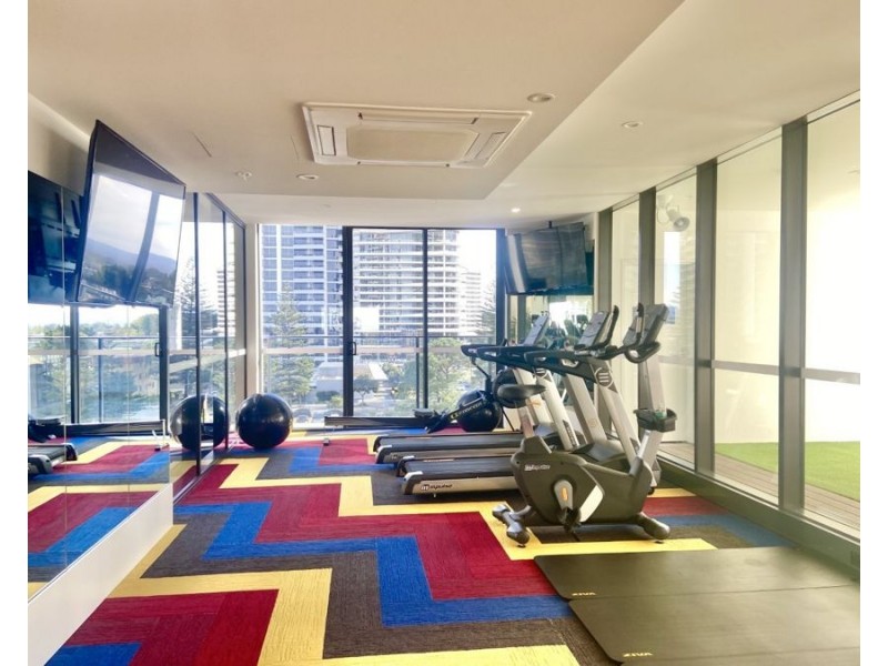 45/14 Elizabeth Avenue, Broadbeach QLD 4218