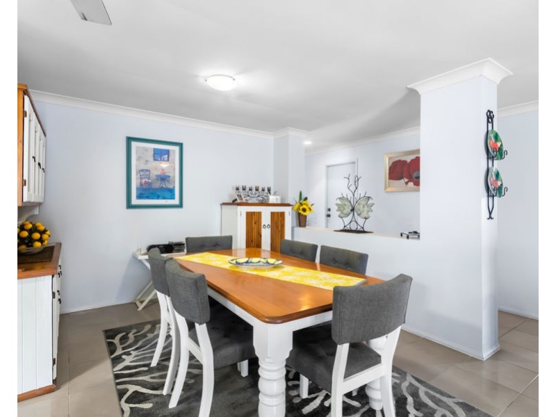 44 Marble Arch Place, Arundel QLD 4214