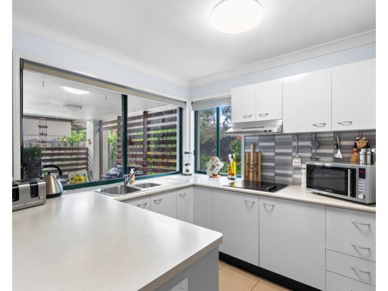 44 Marble Arch Place, Arundel QLD 4214