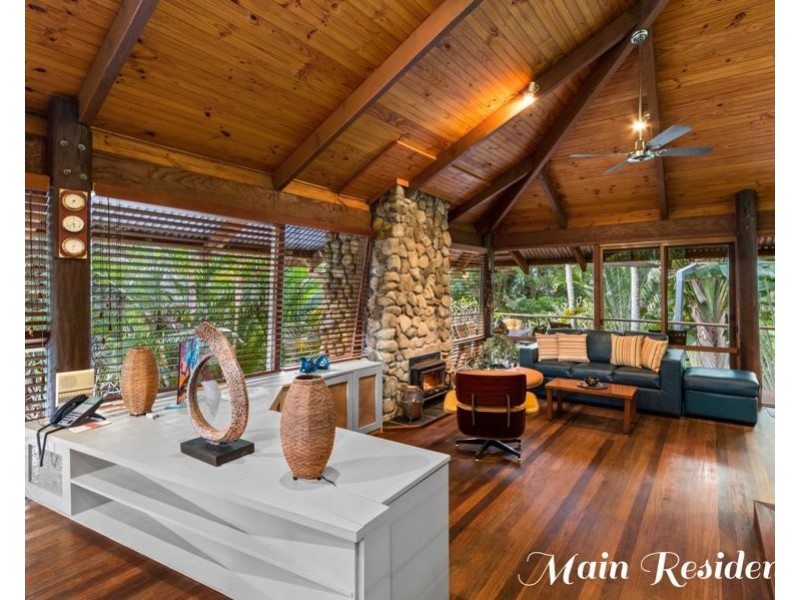 10 – 12 Adios Court, Mudgeeraba QLD 4213