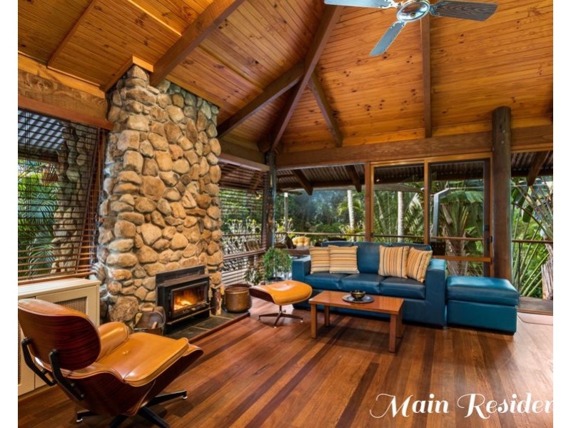 10 – 12 Adios Court, Mudgeeraba QLD 4213