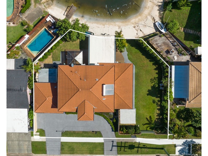 13 Rio Vista Boulevard, Broadbeach Waters QLD 4218