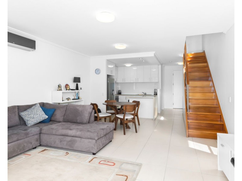 103/2 The Gardenway, Robina QLD 4226