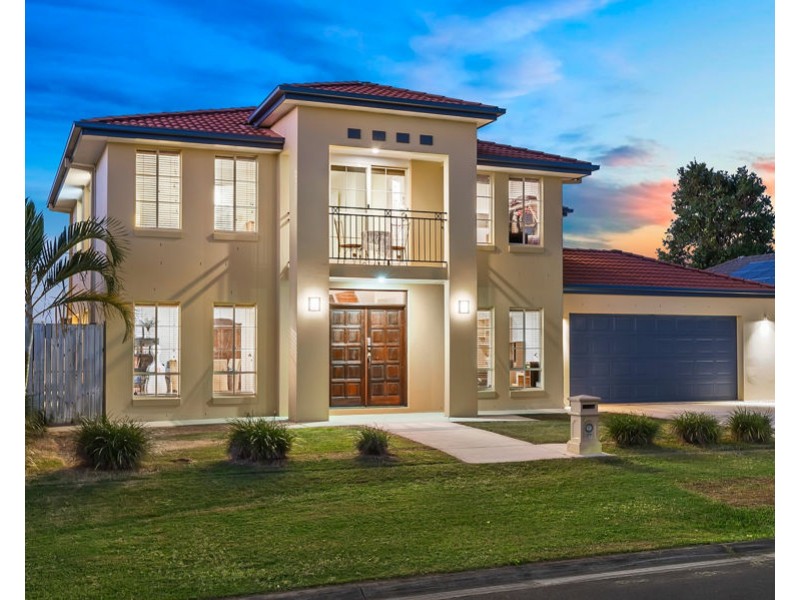 97 Highcrest Circuit, Molendinar QLD 4214