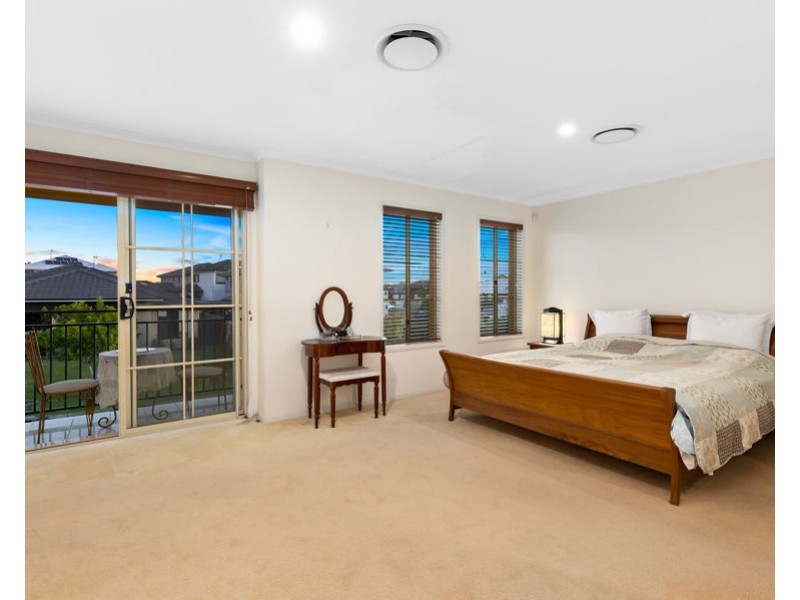 97 Highcrest Circuit, Molendinar QLD 4214