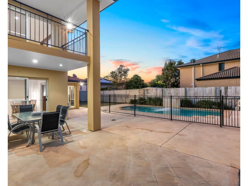 97 Highcrest Circuit, Molendinar QLD 4214