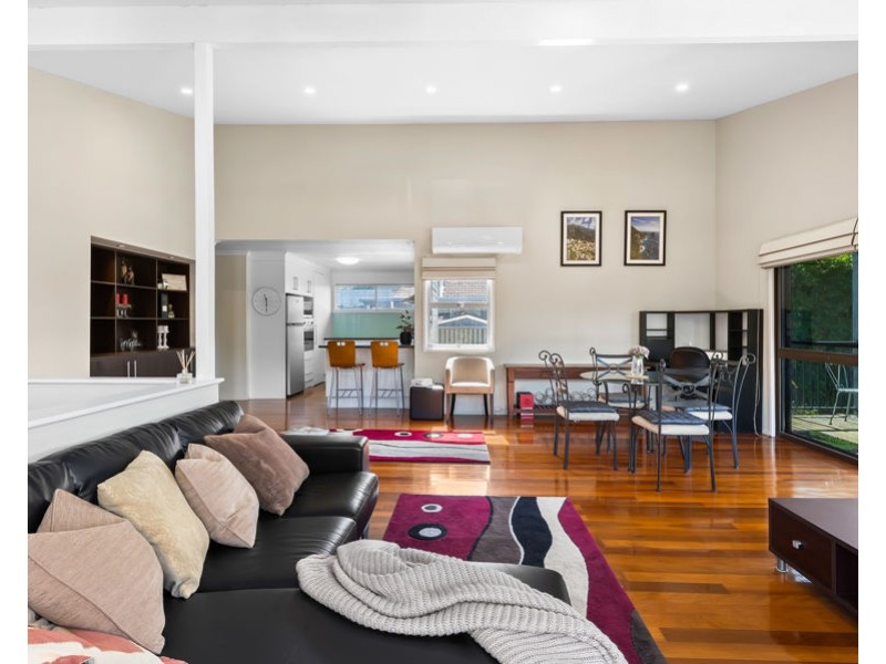 39 Wistaria Avenue, Southport QLD 4215