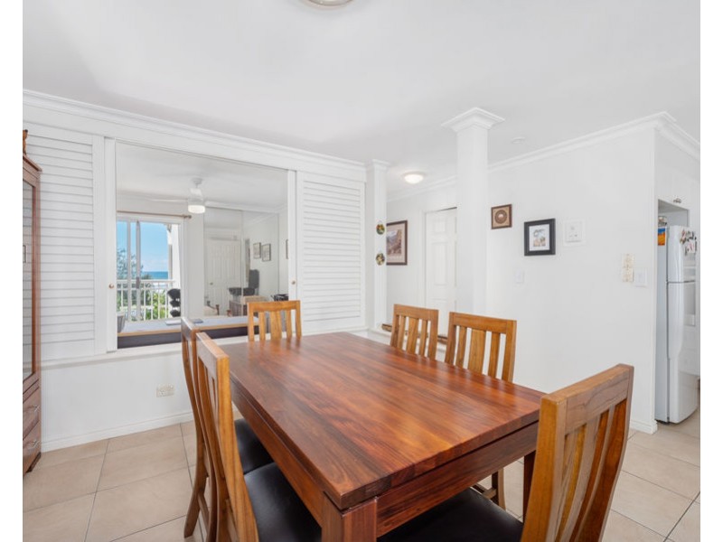 10/122 Old Burleigh Road, Broadbeach QLD 4218