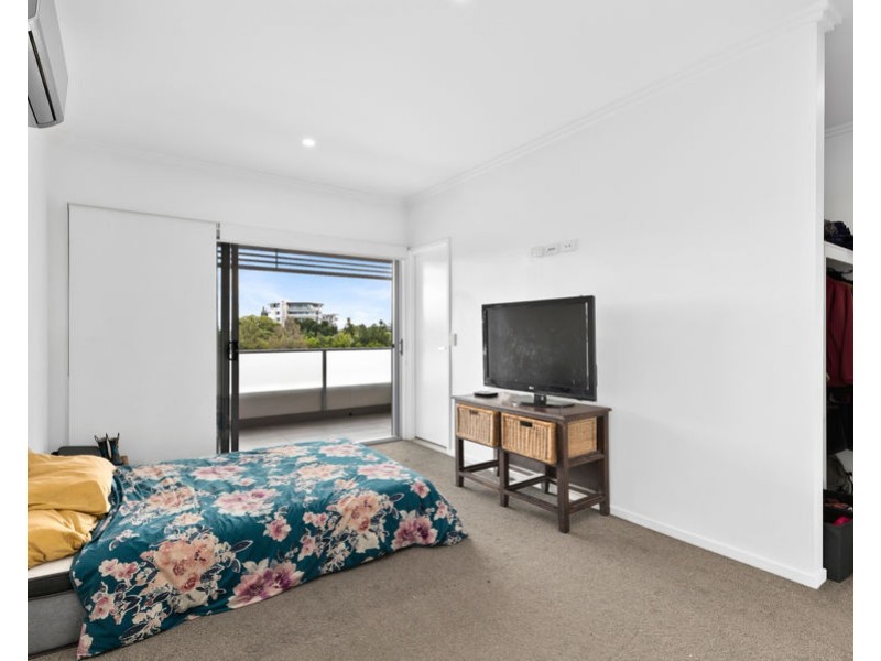 49 Parnell Boulevard, Robina QLD 4226