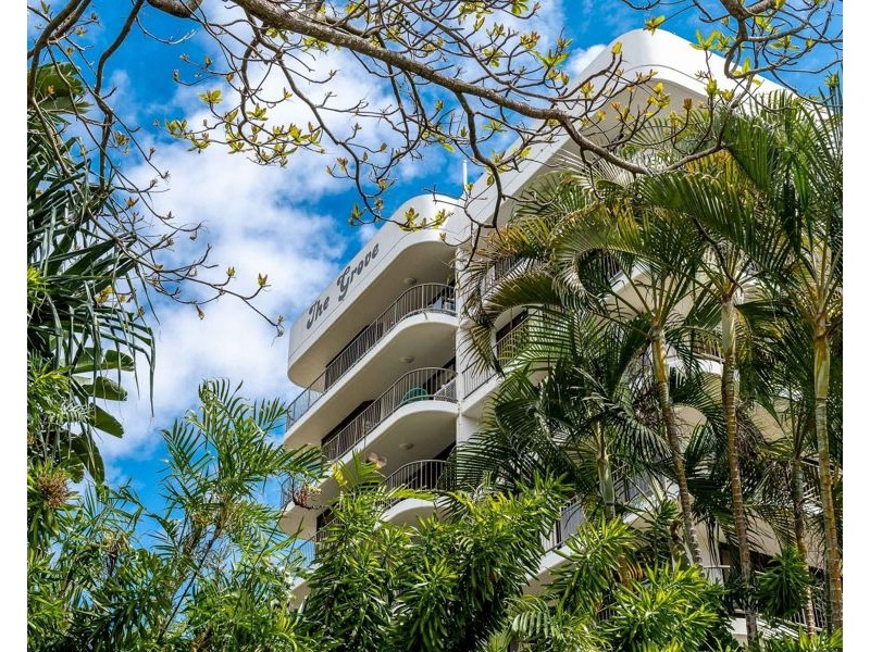 1/22 Armrick Avenue, Broadbeach QLD 4218
