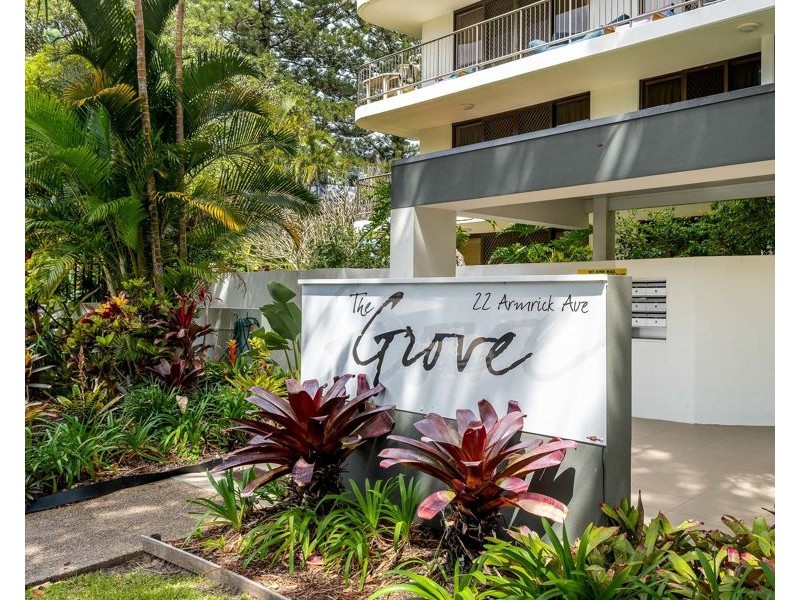 1/22 Armrick Avenue, Broadbeach QLD 4218