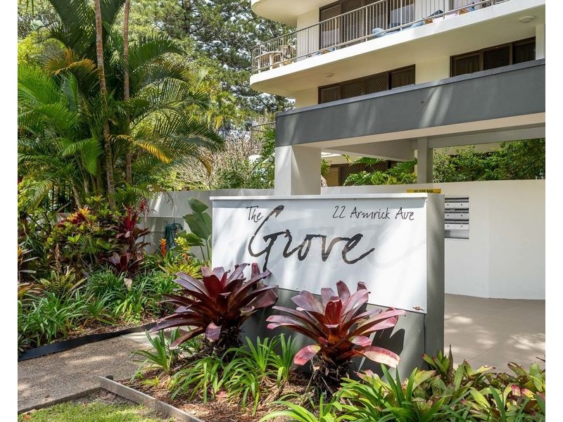 10/22 Armrick Avenue, Broadbeach QLD 4218