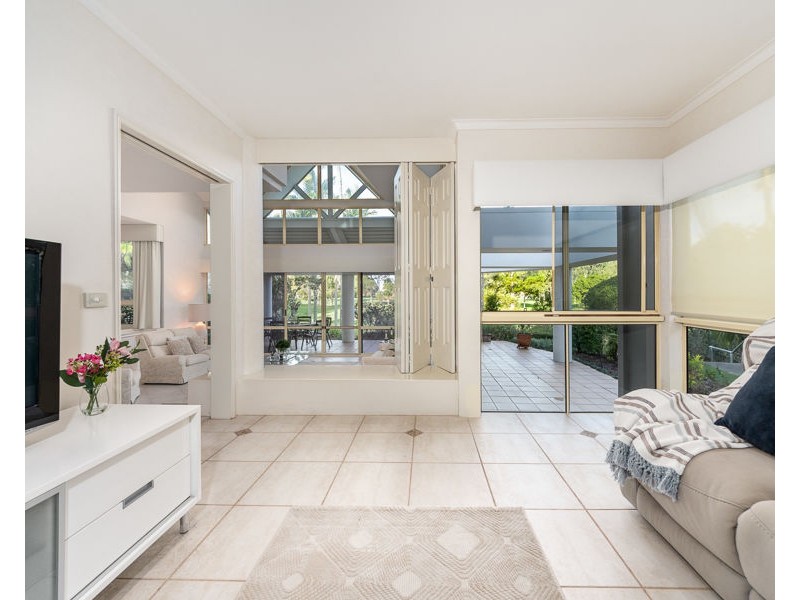 55/125 Santa Cruz Boulevard, Clear Island Waters QLD 4226