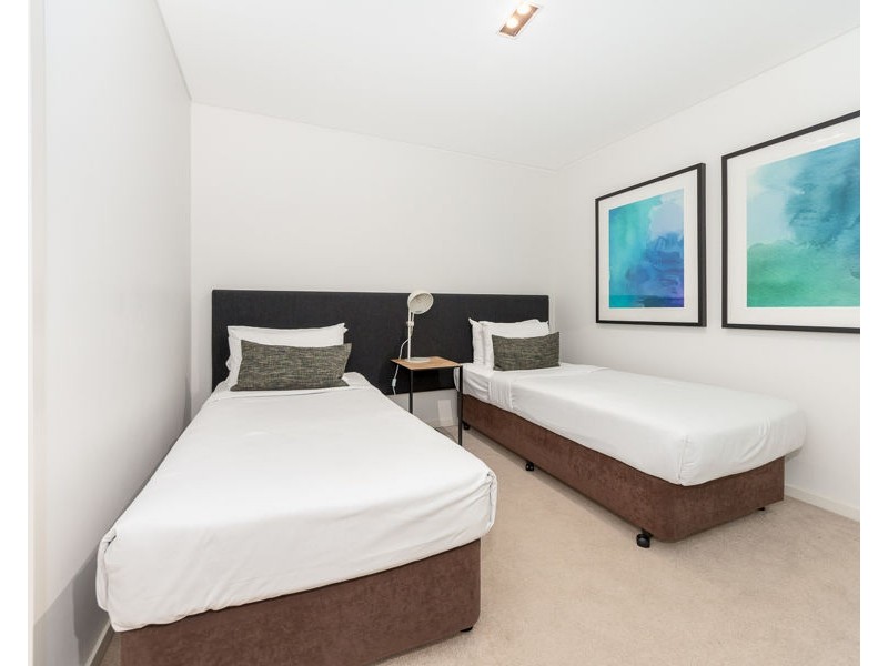 2302/89 Surf Parade, Broadbeach QLD 4218