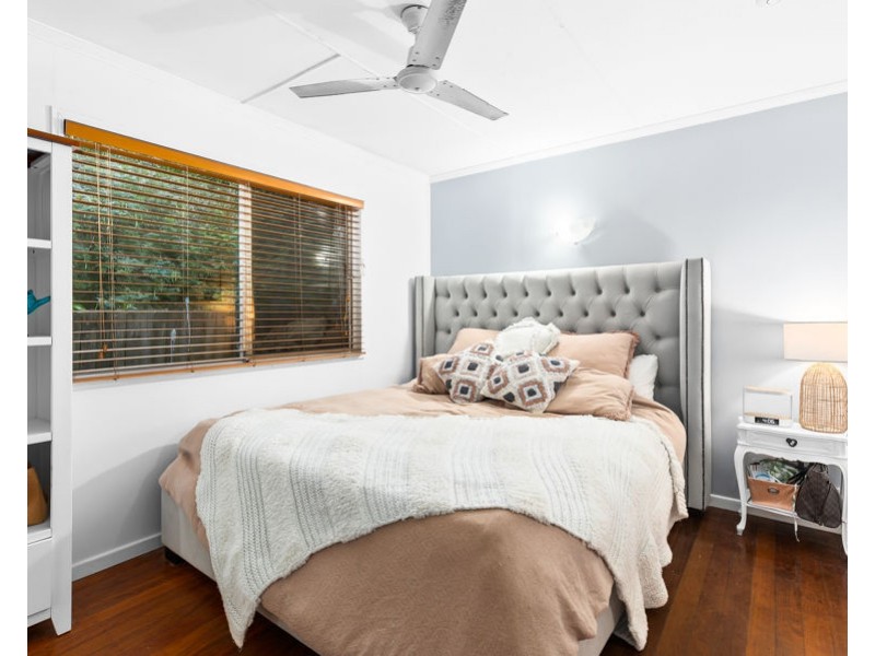 28A Harris Street, Labrador QLD 4215