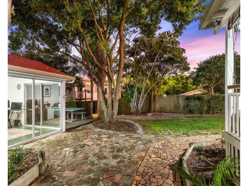 28A Harris Street, Labrador QLD 4215