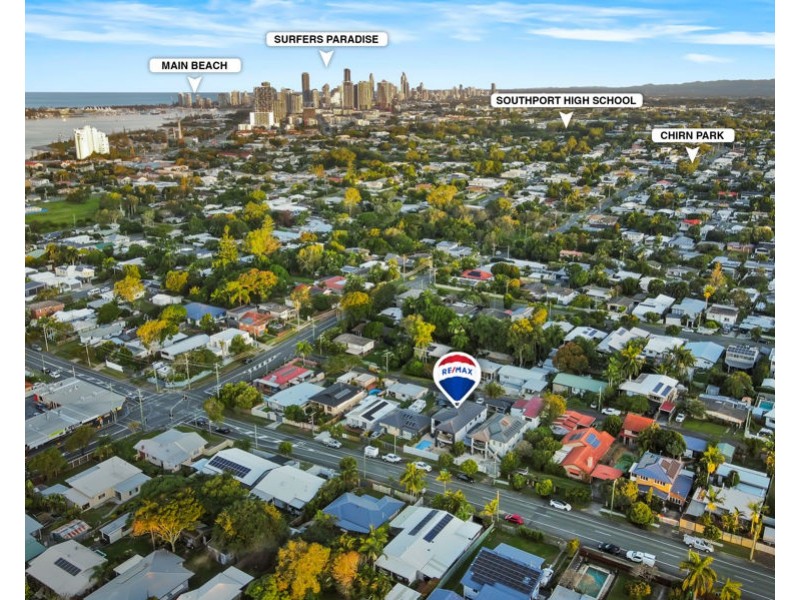 92 Central Street, Labrador QLD 4215