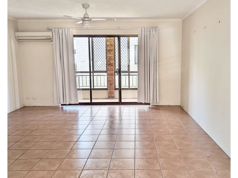 4/7 Rosewood Avenue, Broadbeach QLD 4218