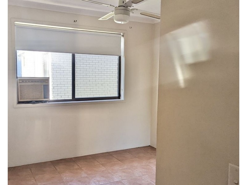 4/7 Rosewood Avenue, Broadbeach QLD 4218