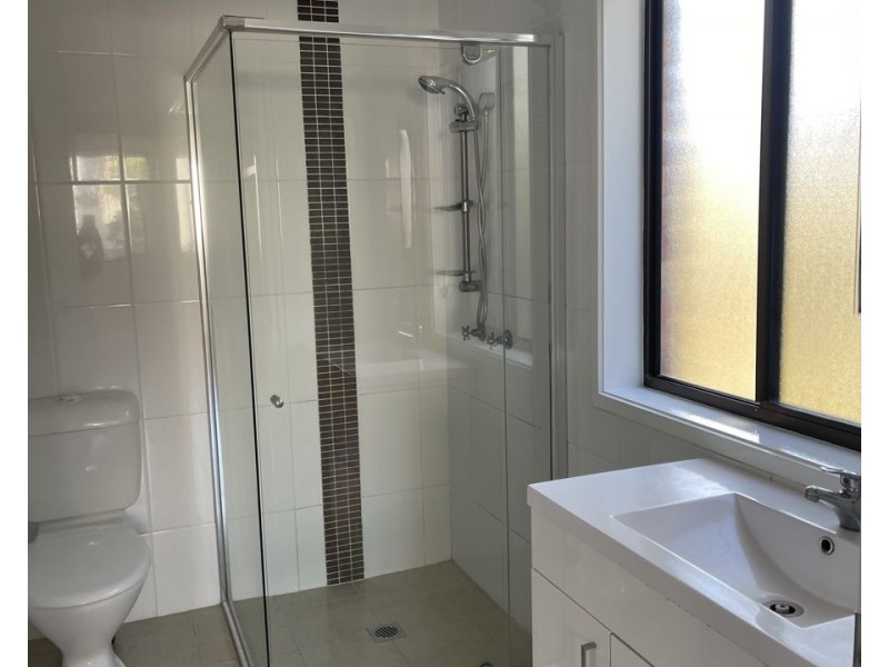 4/7 Rosewood Avenue, Broadbeach QLD 4218