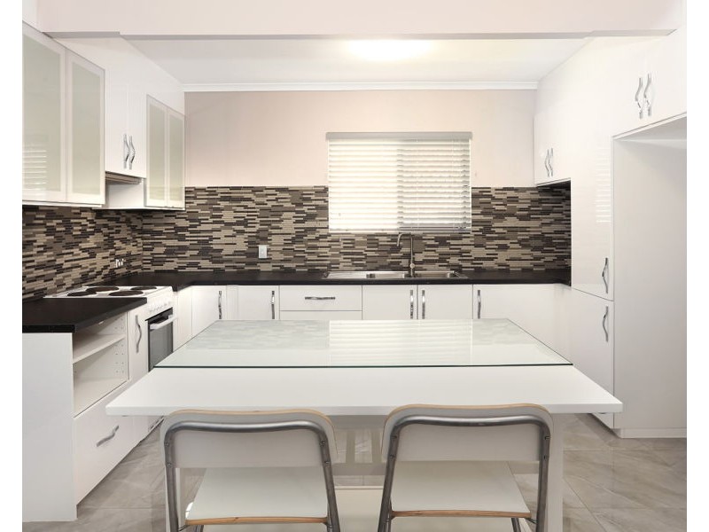 1/23 Stevens Street, Southport QLD 4215