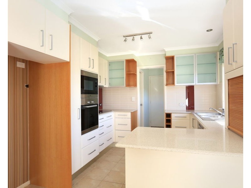 49 Denawen Street, Palm Beach QLD 4221