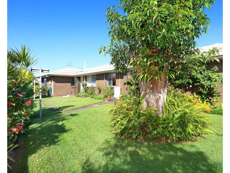 49 Denawen Street, Palm Beach QLD 4221