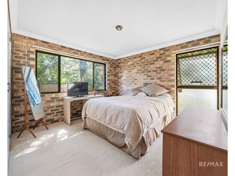 2/8 Jodie Court, Mermaid Waters QLD 4218