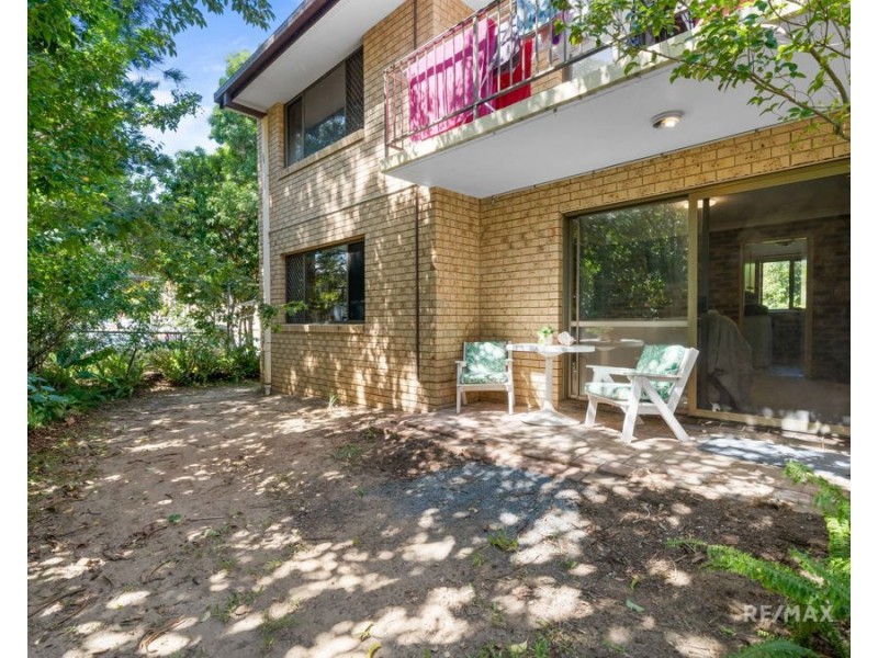 2/8 Jodie Court, Mermaid Waters QLD 4218