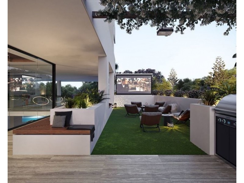 708/372 Marine Parade, Labrador QLD 4215