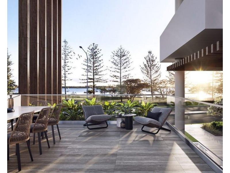 708/372 Marine Parade, Labrador QLD 4215