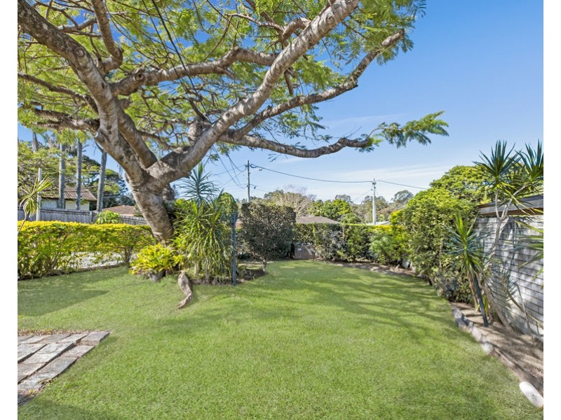 1 & 2/4 Heffernan Crescent, Southport QLD 4215