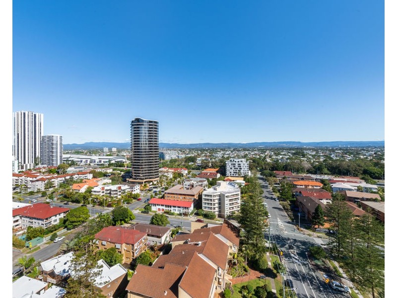 18 Chelsea Avenue, Broadbeach QLD 4218