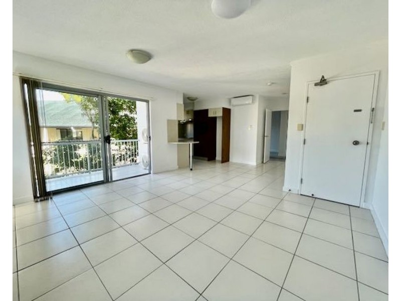 26 /148 High Street, Southport QLD 4215