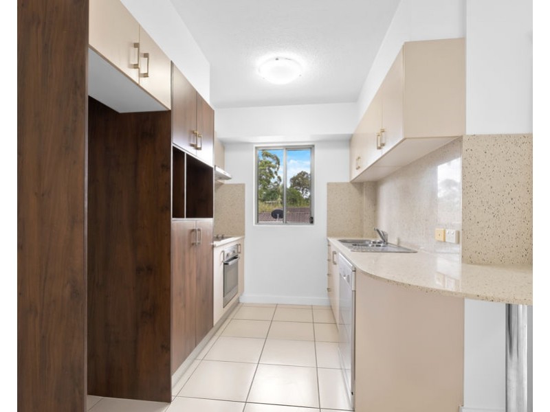 11/148 High Street, Southport QLD 4215