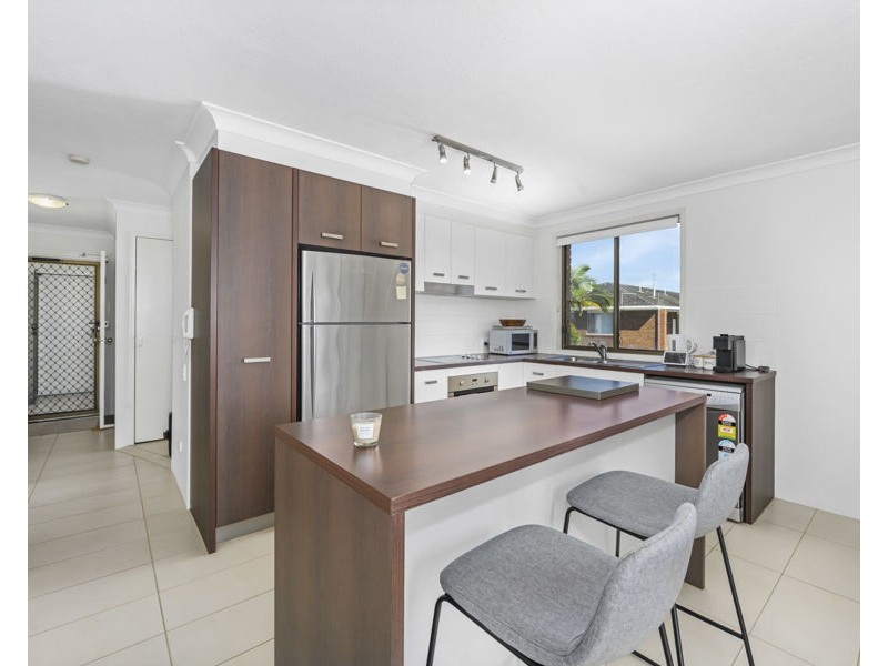 6/29 Second Avenue, Broadbeach QLD 4218