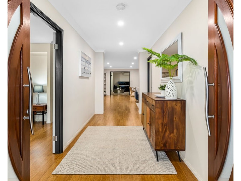 6 Barden Ridge Road, Reedy Creek QLD 4227