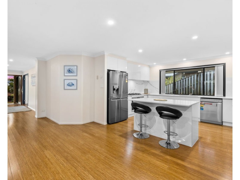 6 Barden Ridge Road, Reedy Creek QLD 4227