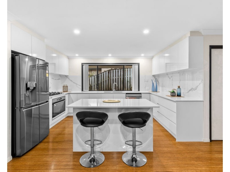 6 Barden Ridge Road, Reedy Creek QLD 4227