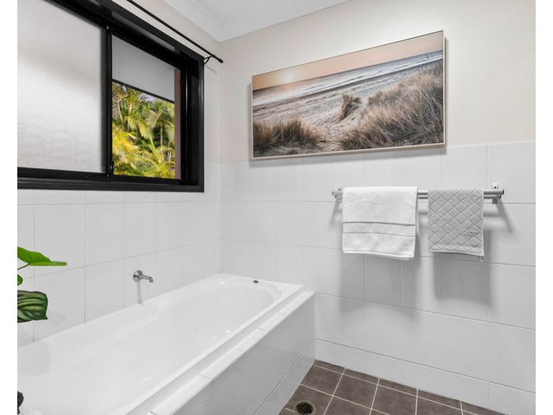 6 Barden Ridge Road, Reedy Creek QLD 4227