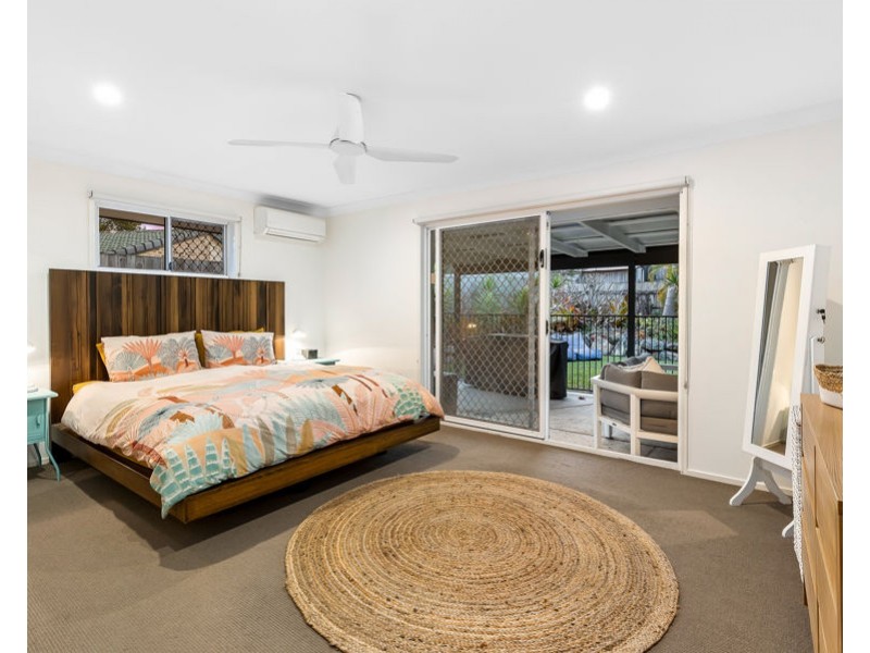 33 Merion Court, Robina QLD 4226