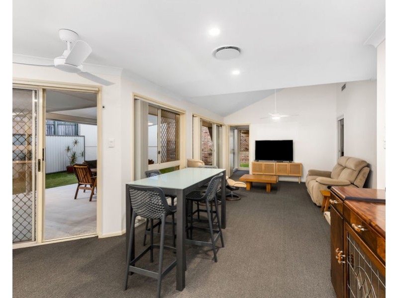 5 Bothwell Street, Robina QLD 4226