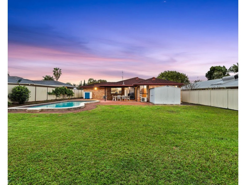 19 Lancelin Drive, Mermaid Waters QLD 4218