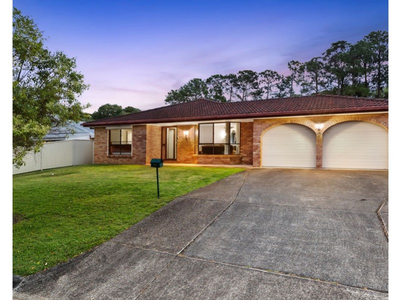 19 Lancelin Drive, Mermaid Waters QLD 4218
