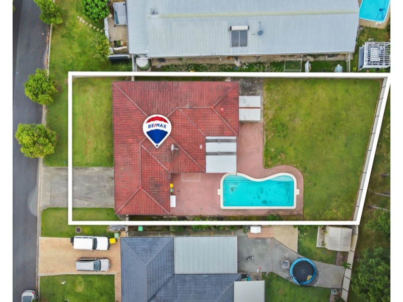 19 Lancelin Drive, Mermaid Waters QLD 4218